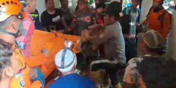 TRAGIS! Ibu dan Anak Meninggal Tertimbun Longsor Saat Tidur Pulas