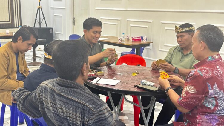 Jamuan Ketua DPRD Bontang oleh Gubernur Kaltara Zainal Arifin Paliwang, Dimeriahkan dengan Lomba Domino