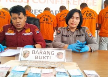 Enam Pria Asik Bermain Judi Diringkus Polisi, Uang Belasan Juta Jadi Barbuk