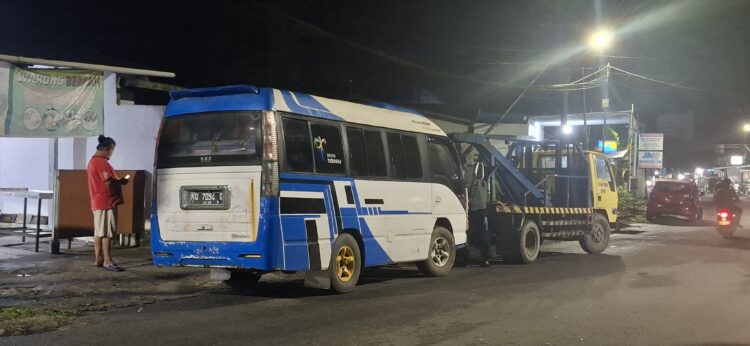 Sempat Dinyatakan Luka Ringan oleh Polisi, Satu Korban Kecelakaan Elf dan Motor Meninggal