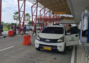 Viral Pengemudi Dimintai Rp100 Ribu di Bandara Juwata, Ini Faktanya