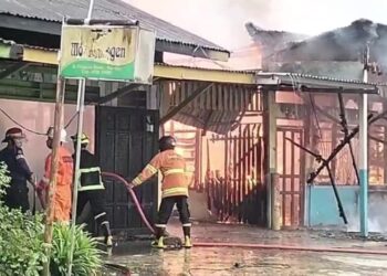 Kompor Diduga Jadi Penyebab Kebakaran Warung Bakso Sriwedari