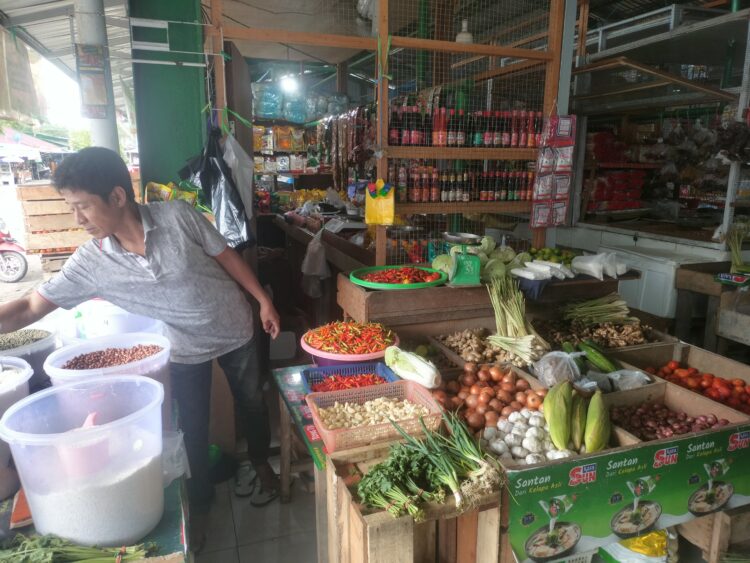 Jelang Bulan Puasa Harga Kebutuhan Pokok Merangkak Naik