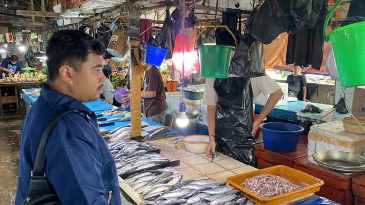 Satgas Pangan Polres Tarakan Cek Stok dan Harga Bahan Pokok di Sejumlah Pasar Tarakan dan Gudang Bulog
