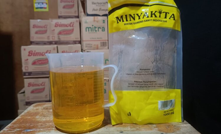 Polisi Temukan Dugaan Indikasi Kecurangan pada Kemasan Minyakita di Tarakan