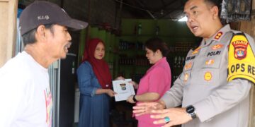 Kapolres Tarakan Beri Bantuan Korban Terdampak Kebakaran di Jembatan Bongkok