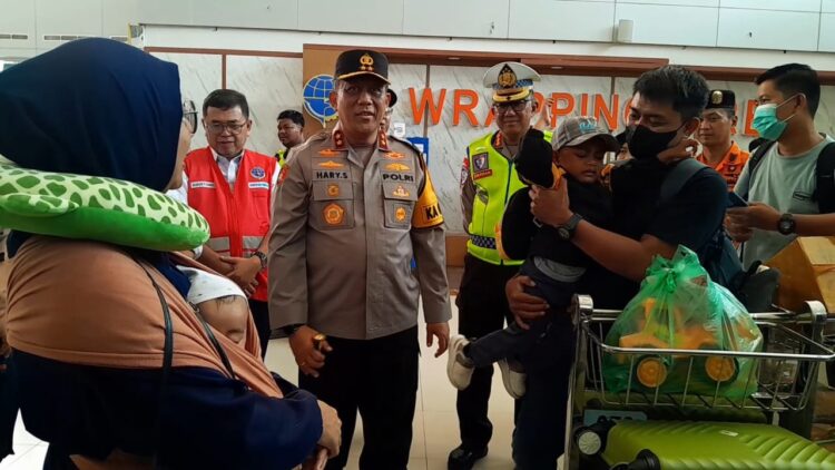 Kapolda Tinjau Pengamanan Personel di Posko Mudik Lebaran