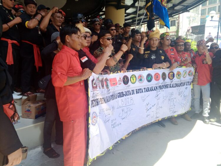 Unjuk Rasa, Belasan Ormas Lokal Tolak GRIB Jaya Tumbuh di Kaltara