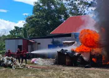 Api Sambar BBM, Kios Sembako di Binusan Habis Dilahap Si Jago Merah