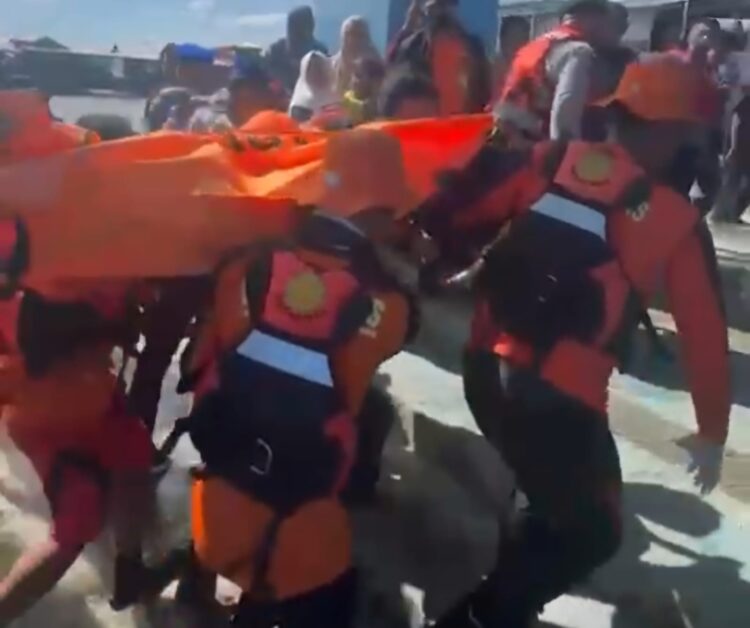 Ditemukan di Bawah Kapal Pengangkut Minyak, Jauh dari Lokasi Fathir Hanyut Pertama Kali