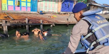 Waspada Anak Tenggelam Lagi, Satpolair Polres Tarakan Pasang Spanduk ‘Berbahaya’