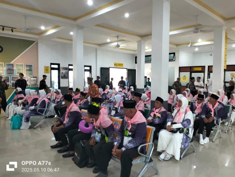 Visa Tak Terbit, Jamaah Haji Furoda Batal Berangkat