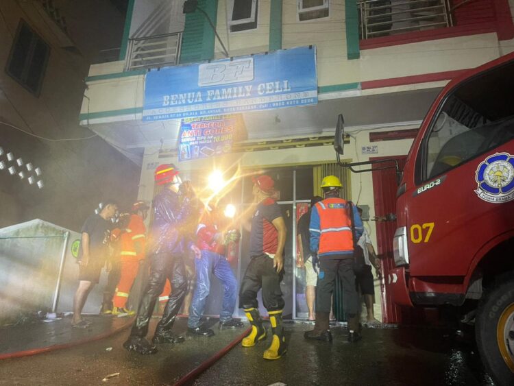 Ruko Elektronik di Karang Anyar Hangus Terbakar, Isinya Habis Dilahap Si Jago Merah