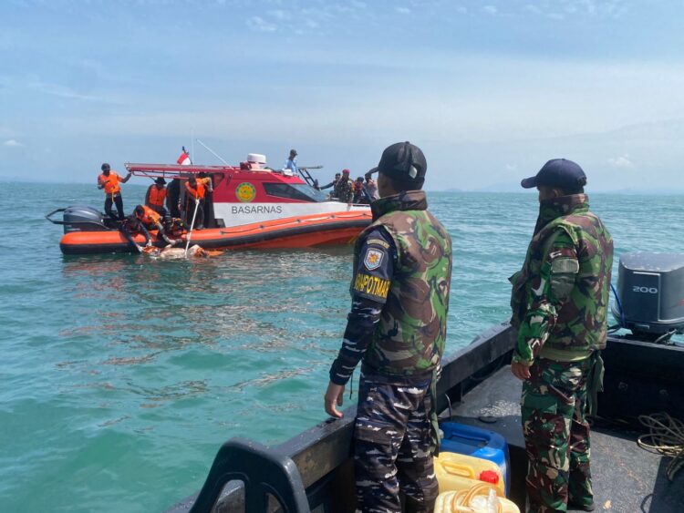 Tiga Hari Pencarian Lintas Batas, Nakhoda Kapal Sembako Ditemukan Tewas di Perairan Sebatik