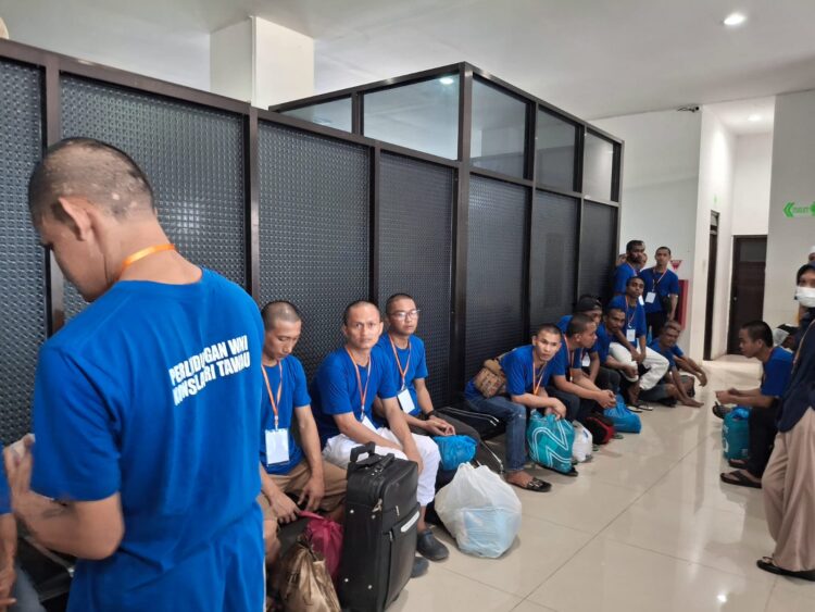 108 PMI Dideportasi Malaysia lewat Nunukan