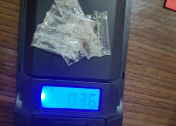 Penggerebekan Mencekam di Nunukan Selatan! Dua Pria Ditangkap, Sabu Disembunyikan dalam Sepatu