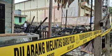 Diduga Kebocoran Gas, Tiga Rumah Ludes Terbakar di Jalan Sanusi Blok 3