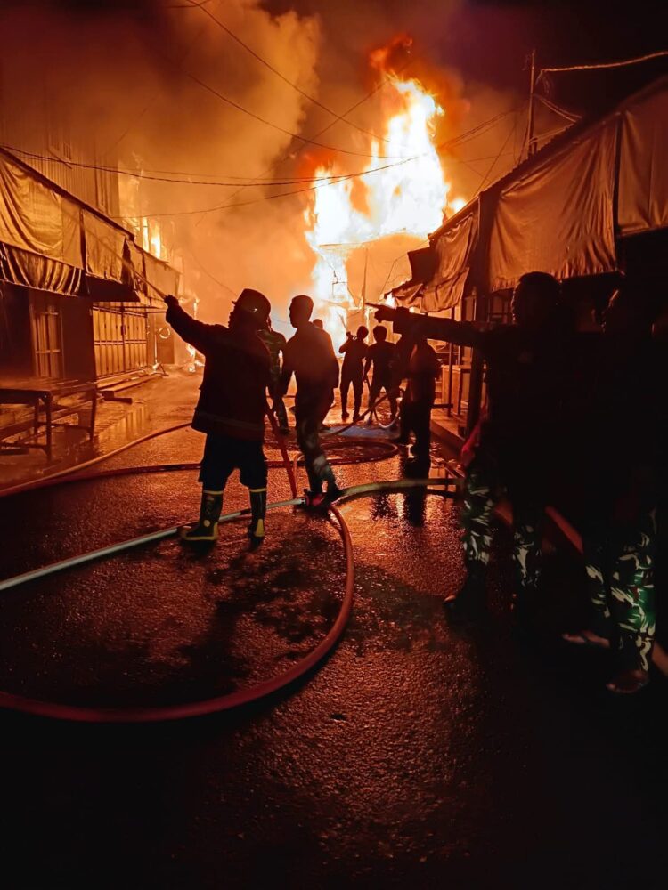 Kebakaran Dahsyat di Lumbis: Puluhan Kehilangan Tempat Tinggal, Bantuan Mendesak Dibutuhkan