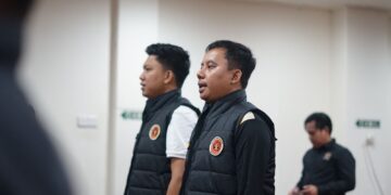 Ketika Pena dan Raket Bersanding