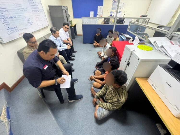 Selundupkan LPG dan Lewati Batas Perairan Negara