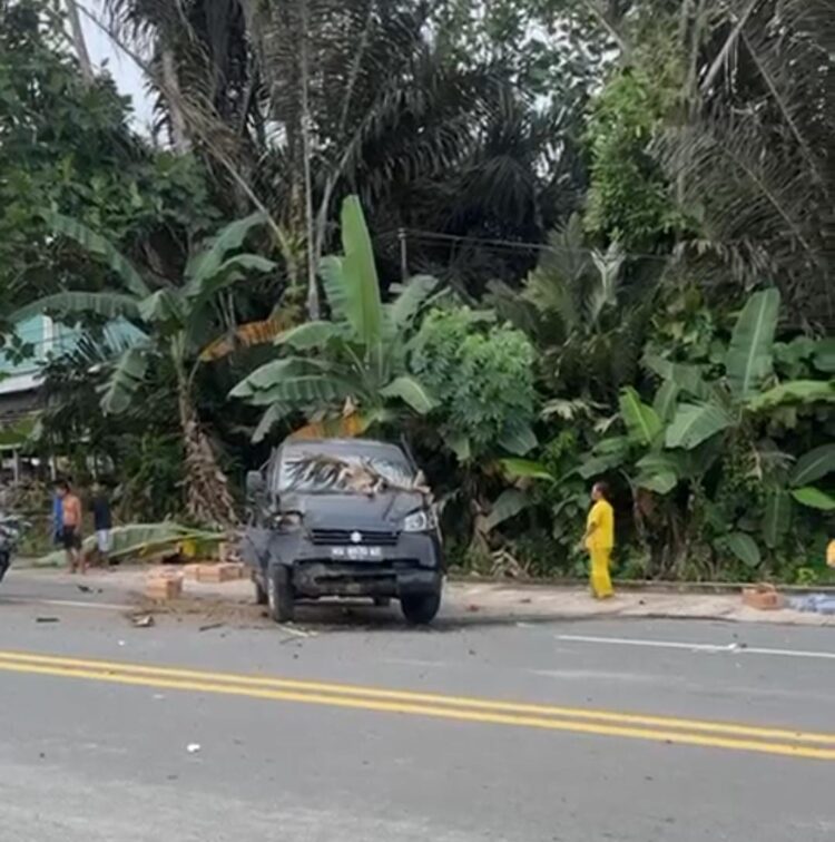 Dua Kecelakaan Beruntun, Sepuluh Orang Dilarikan ke Rumah Sakit
