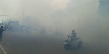 Akibat Rem Lengket, Mobil PMK Timbulkan Asap Tebal dan Membuat Panik Pengendara