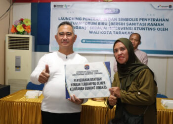 Walikota Tarakan Serahkan Bantuan Sanitasi Teknologi Tepat Guna