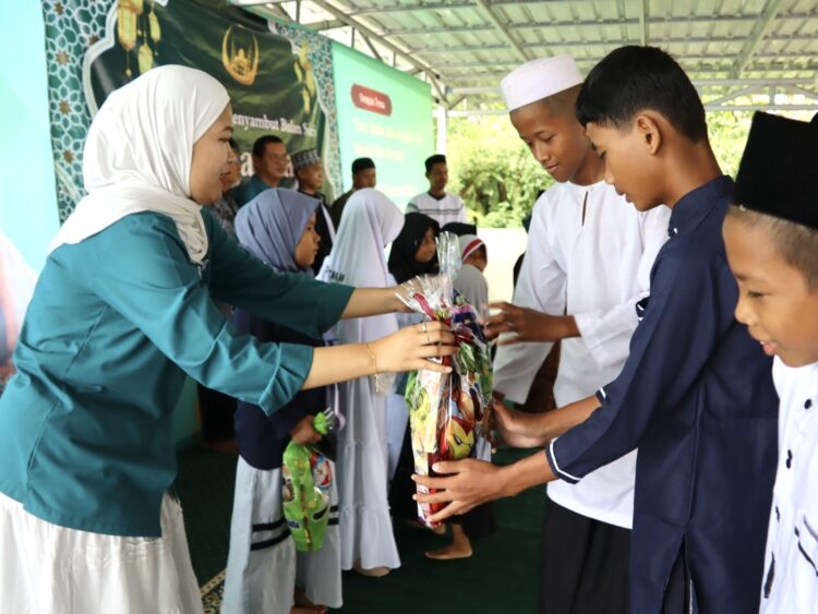 PT PRI Gelar Rangkaian “Berbagi Keberkahan di Bulan Suci Ramadhan” untuk Warga