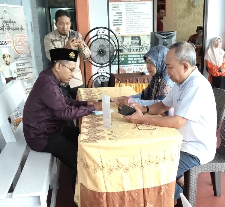 Ramadan Berbagi, Lazismu Tarakan Gelar Zakat Akbar dan Salurkan Santunan