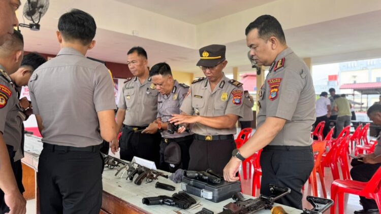 Kapolres Tarakan Pimpin Langsung Pemeriksaan Senpi Inventaris Personel