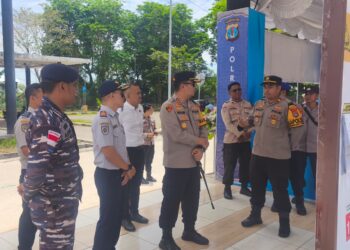 Kapolres Tarakan Kunjungi Pos Pelayanan Pelabuhan Ferry Juata, Cek Kesiapan Pengamanan dan Arus Mudik