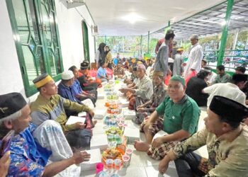 Buka Puasa Bersama di Masjid Al Muttahidah, Pererat Silaturahmi Warga RT 22 dan RT 23