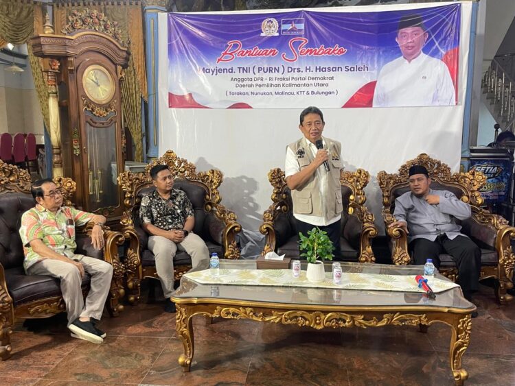 Anggota DPR RI Hasan Saleh Salurkan 10 Ton Beras untuk Warga Tarakan