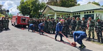 Yonif TP 880/Banuanta Gandeng Damkar Bulungan Tingkatkan Kesiapsiagaan Kebakaran