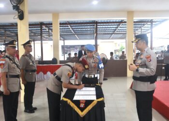 Polres Tarakan Laksanakn Sertijab Kapolsek KSKP dan Penyerahan Jabatan Kasat Resnarkoba
