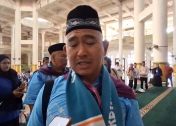 Khairul Berangkat Haji Bersama Istri, Suasana Haru Warnai Pelepasan di Tarakan