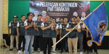 Wali Kota Tarakan Lepas Kontingen PWI Menuju Porwada II Kaltara 2026