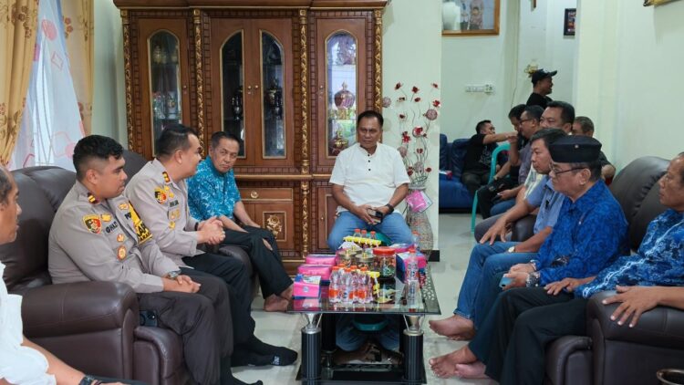 Kapolres Tarakan Jalin Silaturahmi dengan Pengurus dan Tokoh IKAT Kota Tarakan