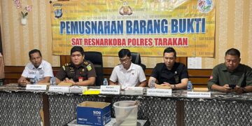 Peredaran Sabu di Pesisir Tarakan Masih Tinggi, Satresnarkoba Musnahkan Barang Bukti 4,21 Gram