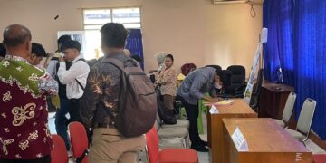 Lulusan SMK Berburu Peluang di Job Fair Tarakan 2026, Fahri: Yang Buka untuk SMK Saya Daftar