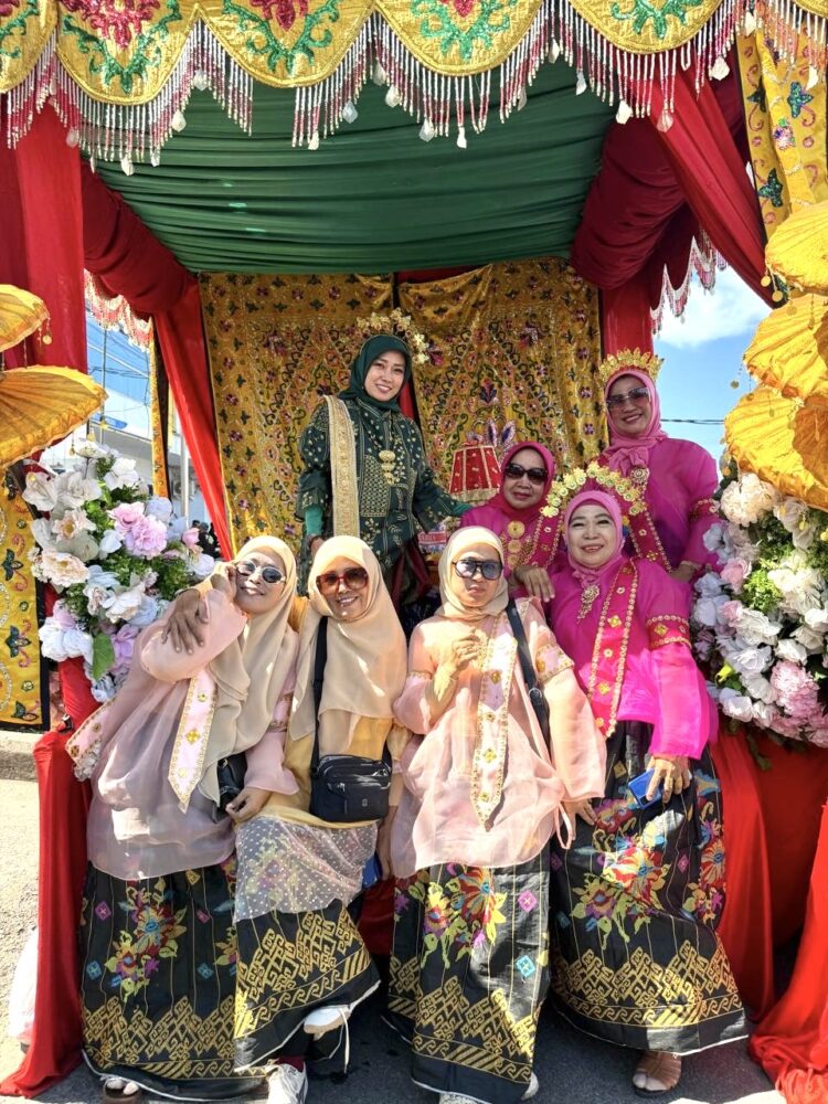 KKLR Tarakan Ramaikan Pawai Iraw Tengkayu XV 2026