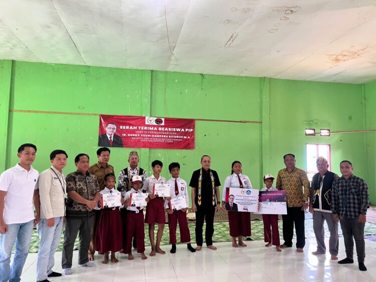 Deddy Sitorus Perjuangkan Beasiswa PIP untuk 939 Siswa di Nunukan, 207 Siswa Dapil 4 Terima pada Tahap I 2026