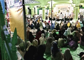 Malam Puncak Penganugerahan dan Pembukaan Maulid Nabi SAW 1448 H di Masjid Al-Miftah Tarakan Berlangsung Meriah