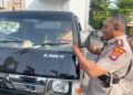 Kapolres Tarakan Bagikan Bendera Merah Putih, Ajak Masyarakat Jaga Keamanan Kota