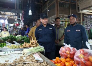 Sidak Pasar, Wali Kota Tarakan Pastikan Harga dan Stok Pangan Stabil