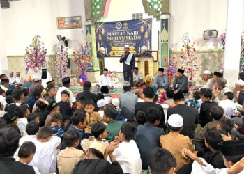 Asrin Saleh Hadiri Maulid Nabi di Tanjung Pasir, Dorong Penguatan Kerukunan Warga