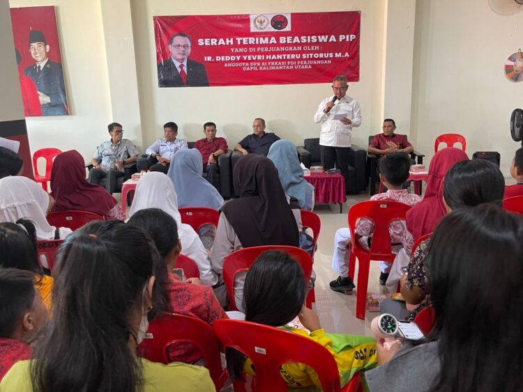 209 Siswa Tarakan Terima Beasiswa PIP, Wali Kota Apresiasi Dukungan Komisi X DPR RI