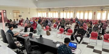 Bawaslu Tarakan Bahas Risiko Penyalahgunaan AI Dalam Pemilu Bersama Mafindo dan PGRI