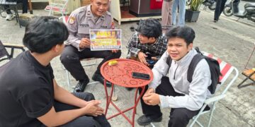 Polres Tarakan Sambangi Warga Karang Anyar, Sampaikan Imbauan Kamtibmas dan Pencegahan Karhutla