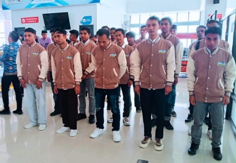20 Calon PMI Program SMK GO Dilepas ke Malaysia, Bupati Nunukan Ingatkan Hindari Jalur Ilegal